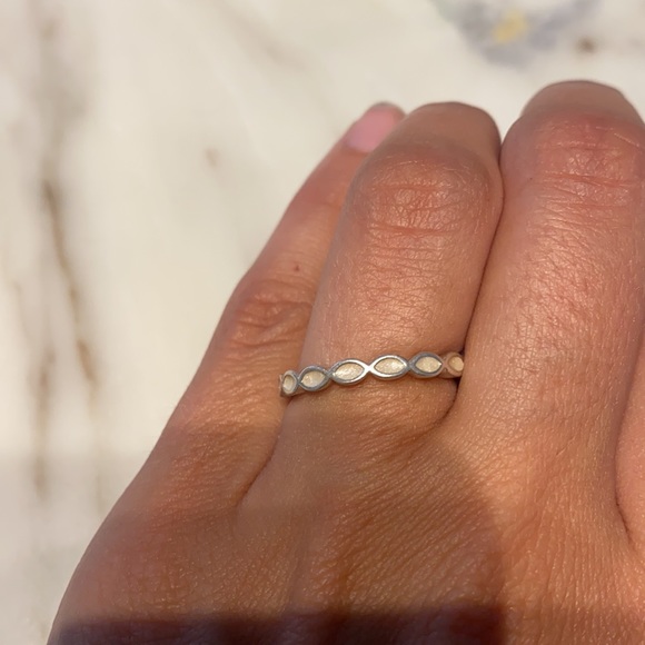 Pandora ring size 7 (European 54) - Picture 2 of 3